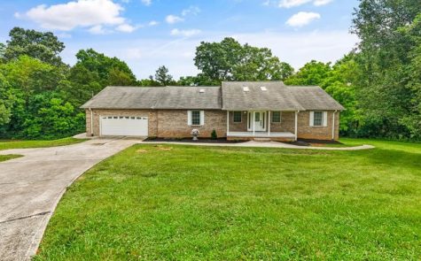 851 Rawhide Trail Lenoir City, TN 37772