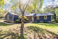 126 CLIFTON CIRCLE OAK RIDGE, TN 37830 - Photo 2